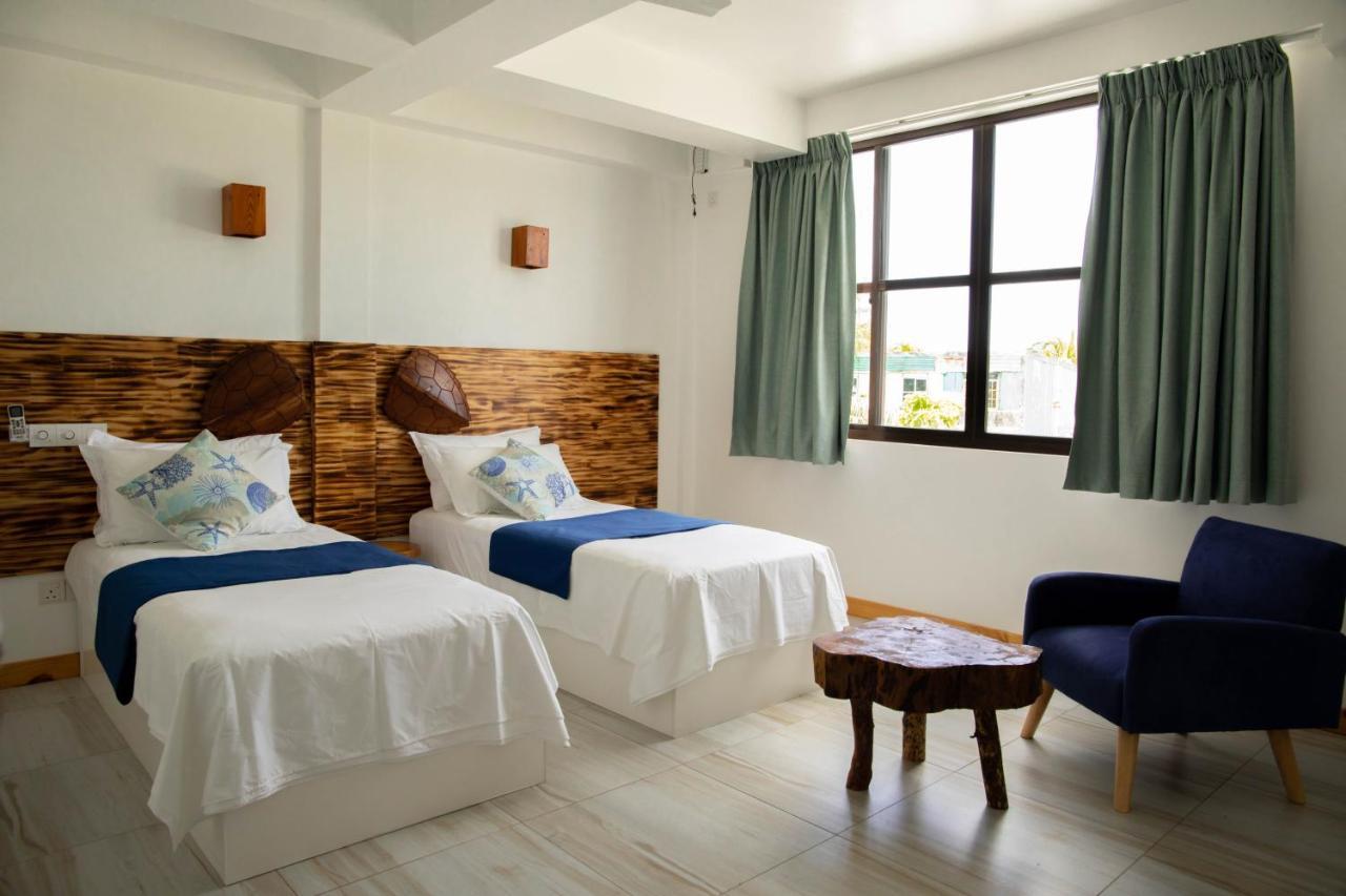 Kudhi Boli Beach House Thulusdhoo ภายนอก รูปภาพ