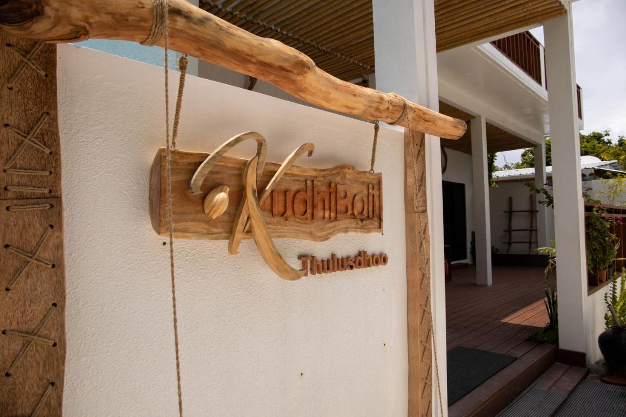 Kudhi Boli Beach House Thulusdhoo ภายนอก รูปภาพ