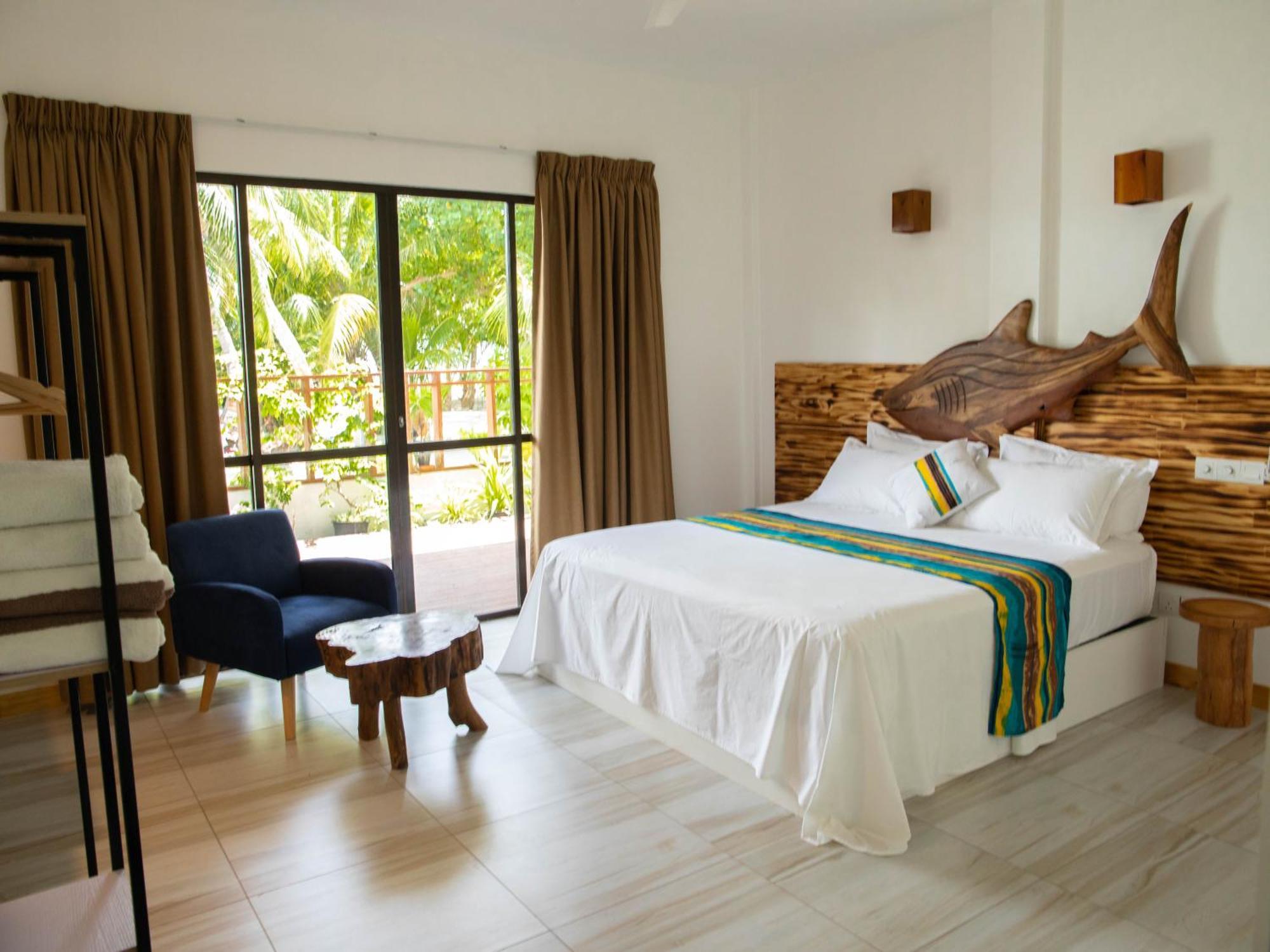 Kudhi Boli Beach House Thulusdhoo ภายนอก รูปภาพ
