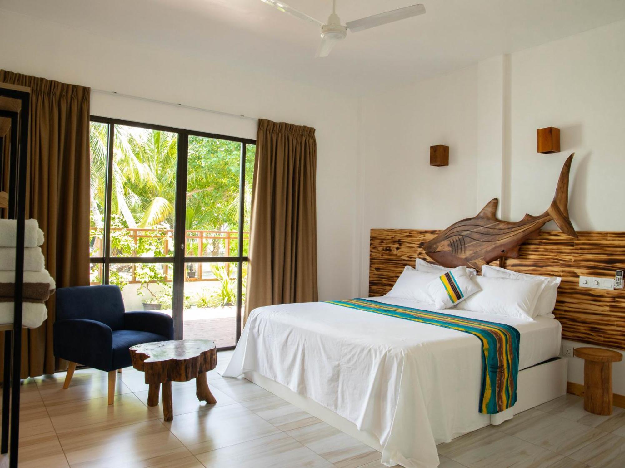 Kudhi Boli Beach House Thulusdhoo ภายนอก รูปภาพ