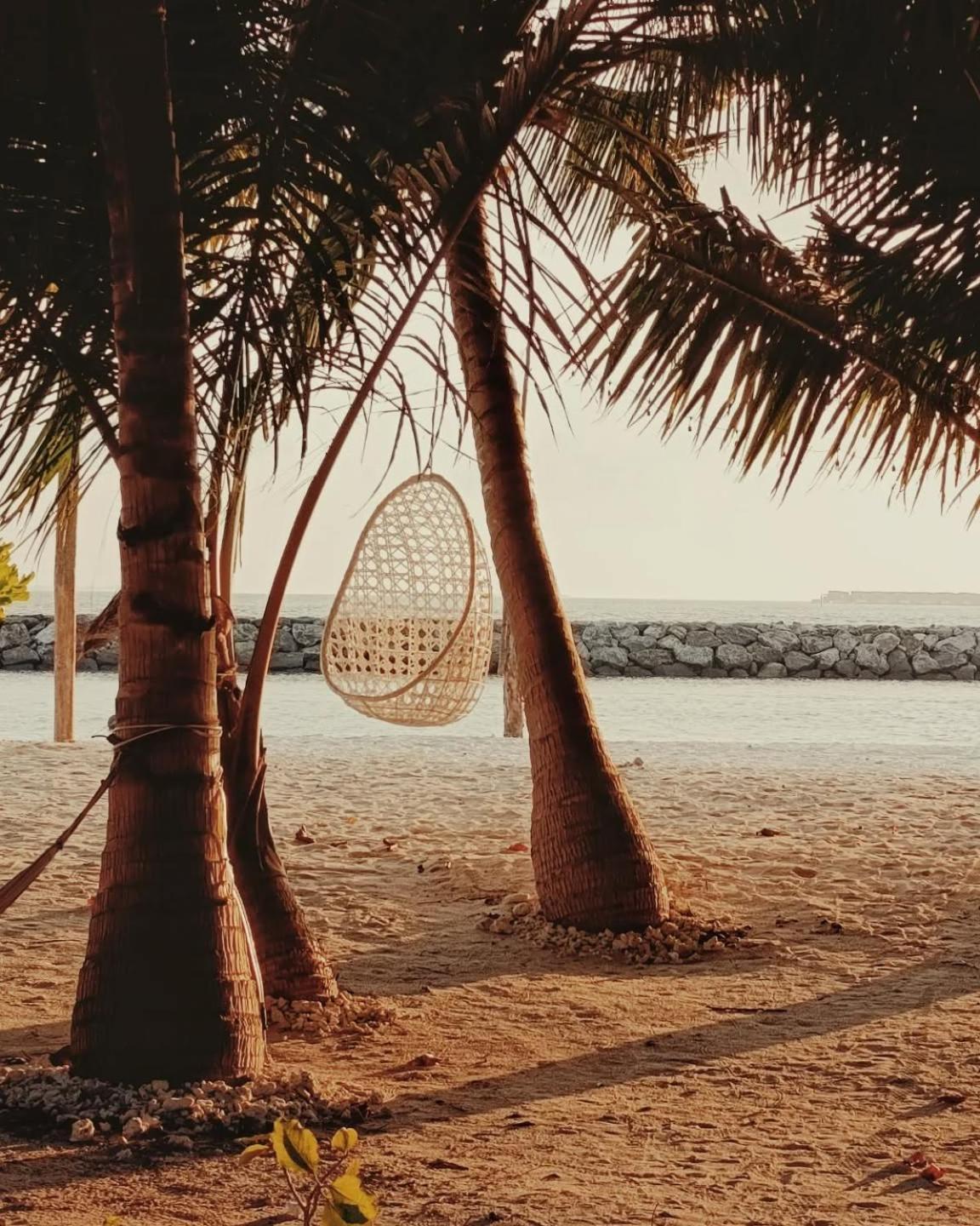 Kudhi Boli Beach House Thulusdhoo ภายนอก รูปภาพ